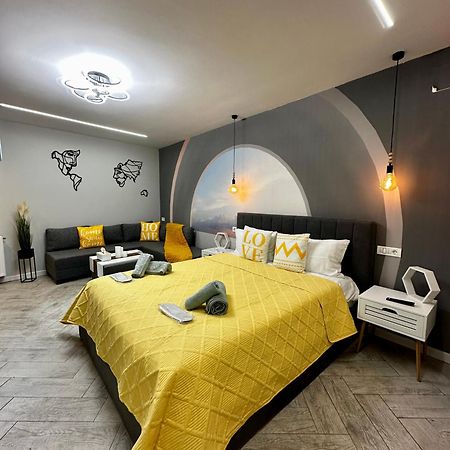 Stay Inn Central Brasov Ap 3 Buitenkant foto